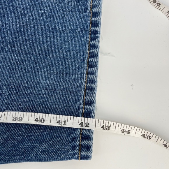 Levi Strauss 550 Relaxed Fit Mens Jeans Blue Denim W42 L32 - Picture 6 of 10